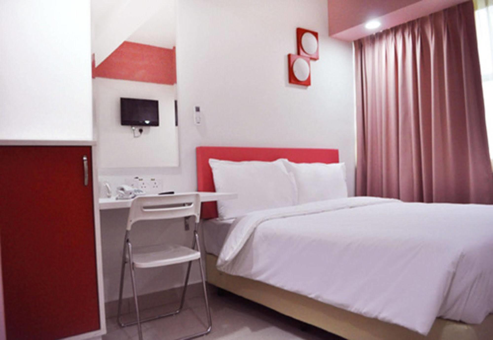 YY318 Hotel Bukit Bintang Kuala Lumpur Bagian luar foto